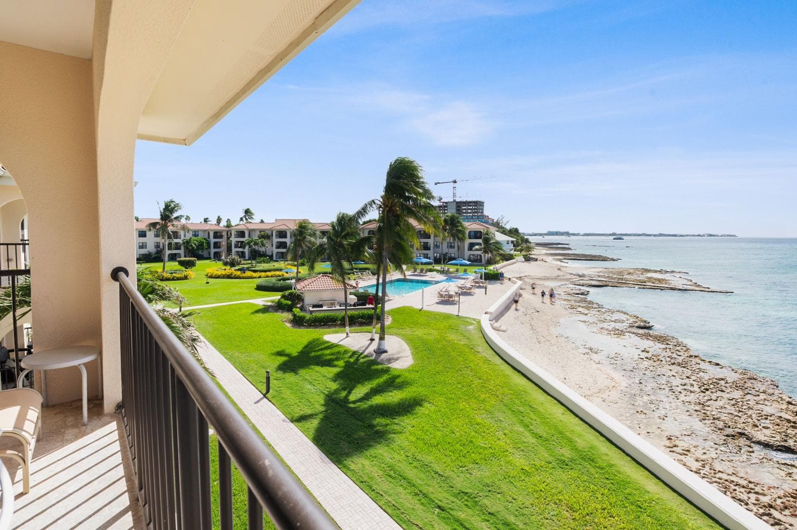 GEORGE TOWN VILLAS OCEAN FRONT