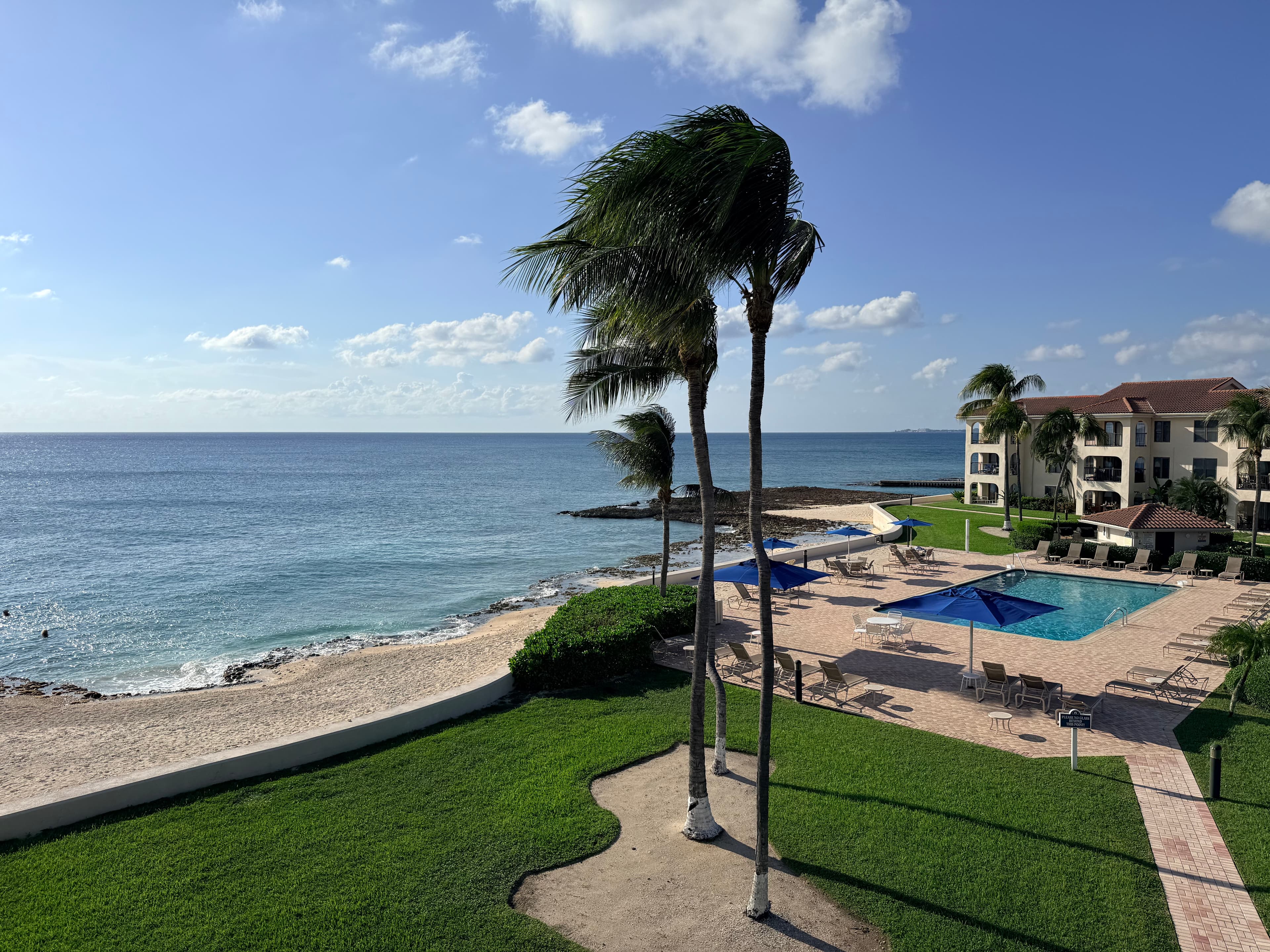 GEORGE TOWN VILLAS OCEAN FRONT